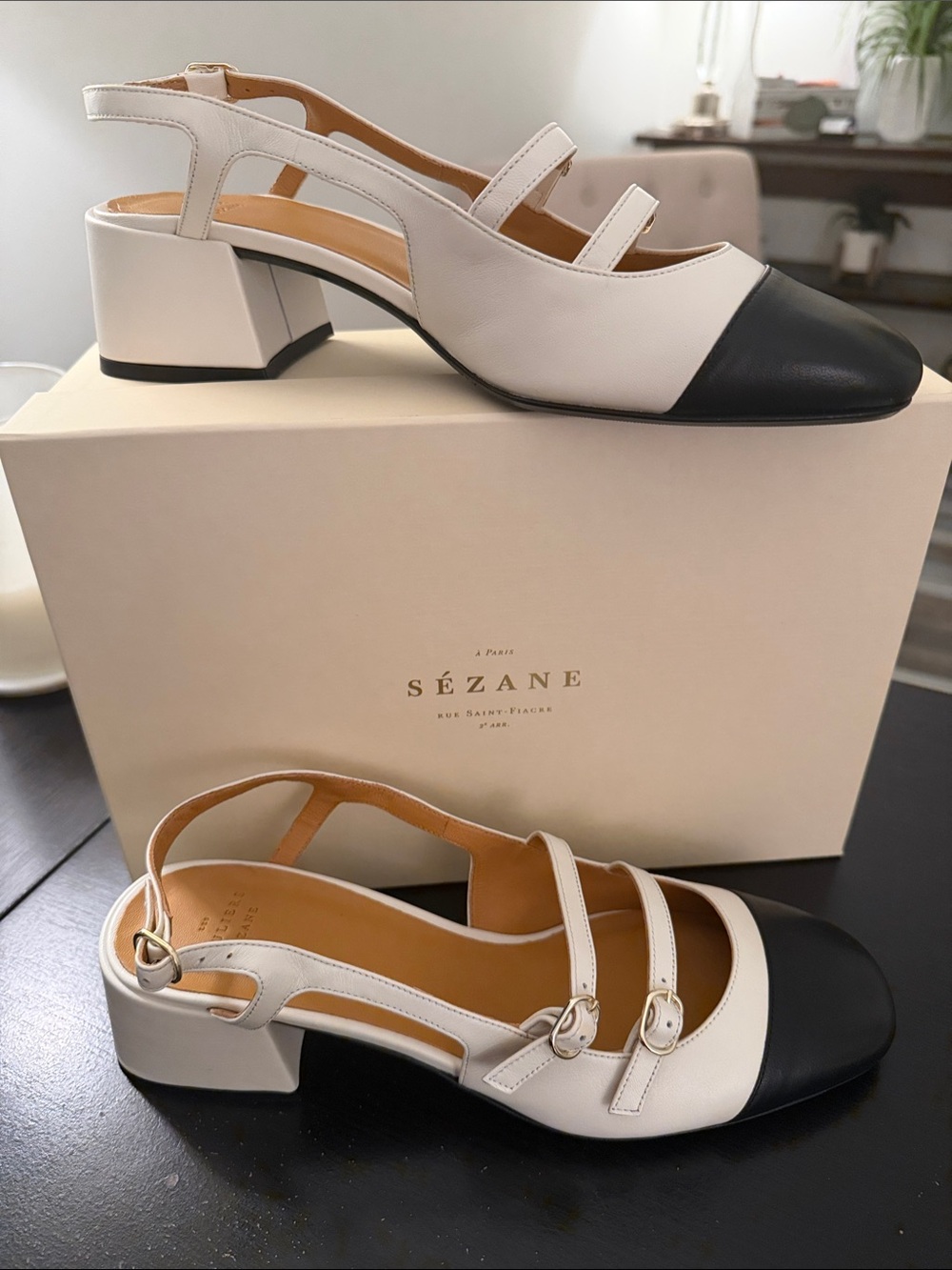Sézane black and white White slingback pumps